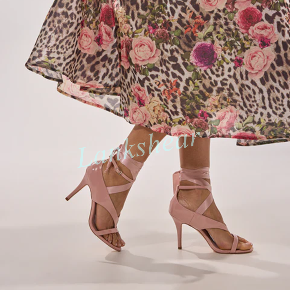 Blush Pink Patent Leather Thon - Ribbon Tie Heel recension och pris