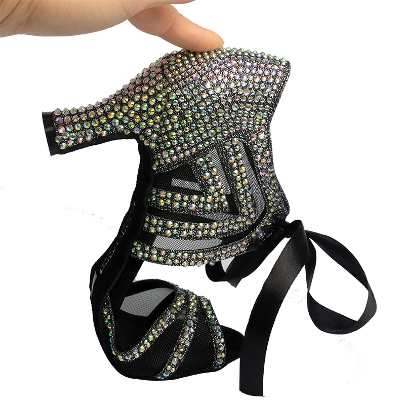 Wedopus Mary Jane Block Heel D - Ribbon Tie Heel recension och pris