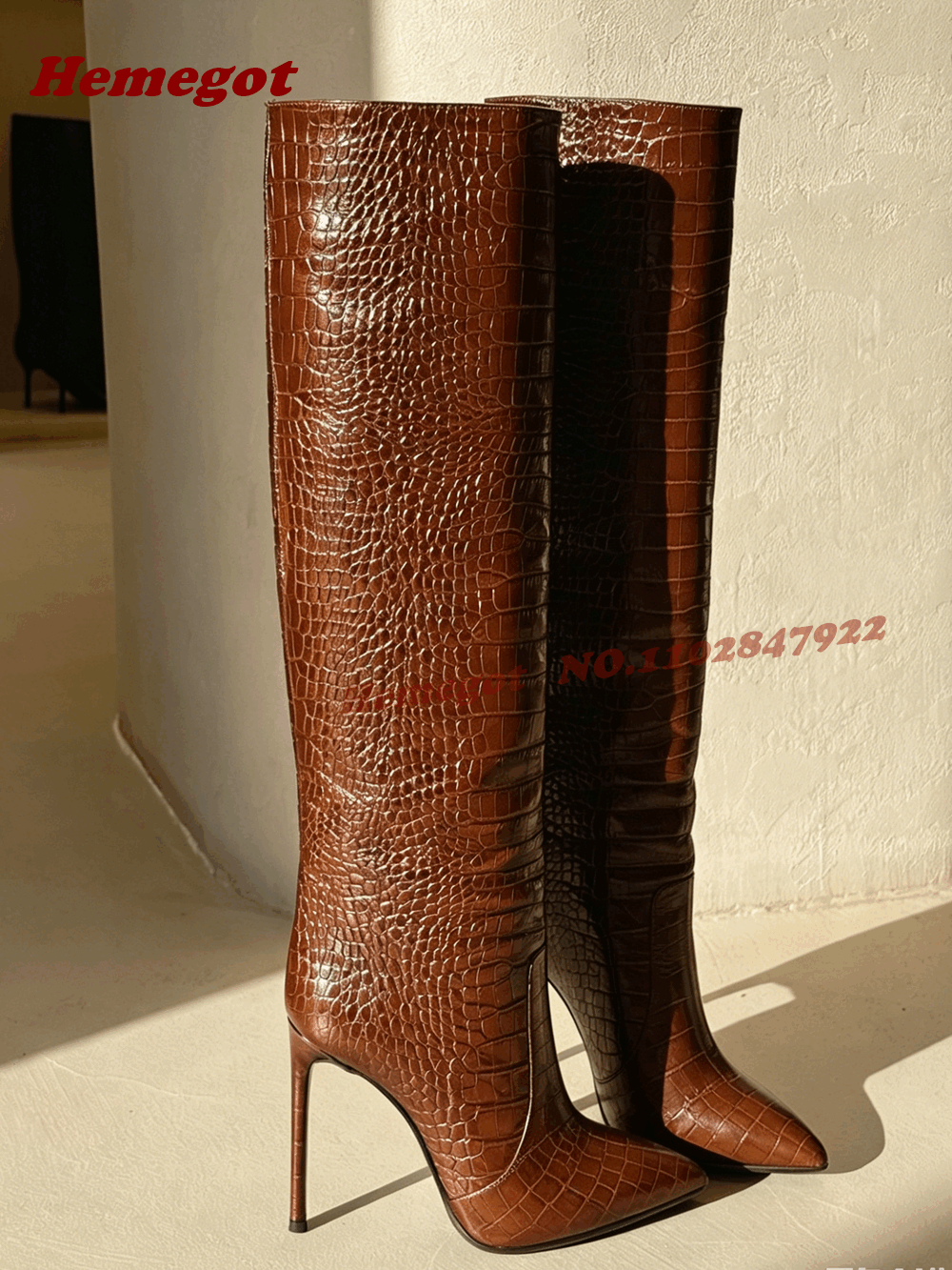 Brown Croc-Embossed Leather Kn - Women'S Shoes Crocs recension och pris